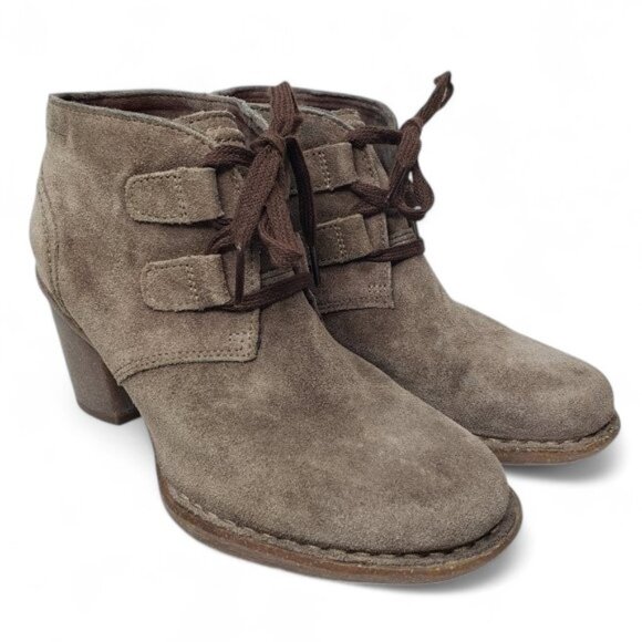 Clarks Artisan Carleta Lyon Suede Ankle Booties Women's Light Brown Retro 7.5 - Picture 1 of 8